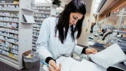 farmakopoioi_antikatastasi_farmakwn