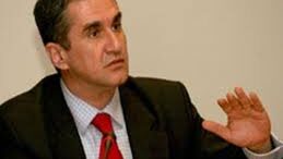 loverdos__Politiki_frmakou_2012