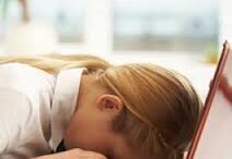 atonia_ypnilia_douleia