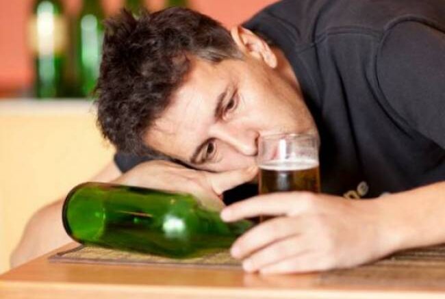 alkoolismos